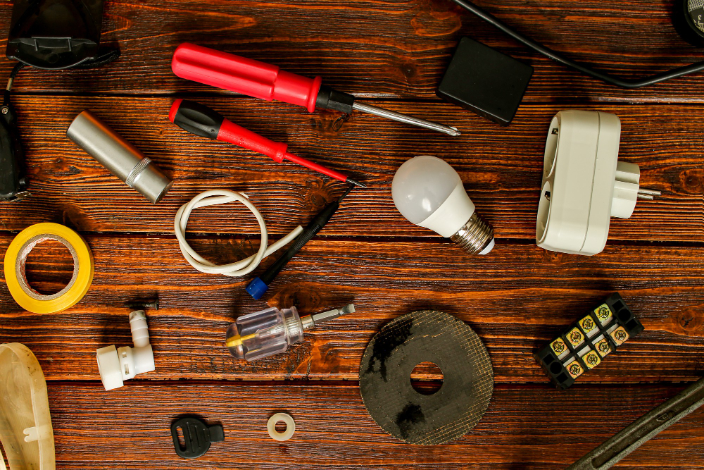 Material Eléctrico y Herramienta